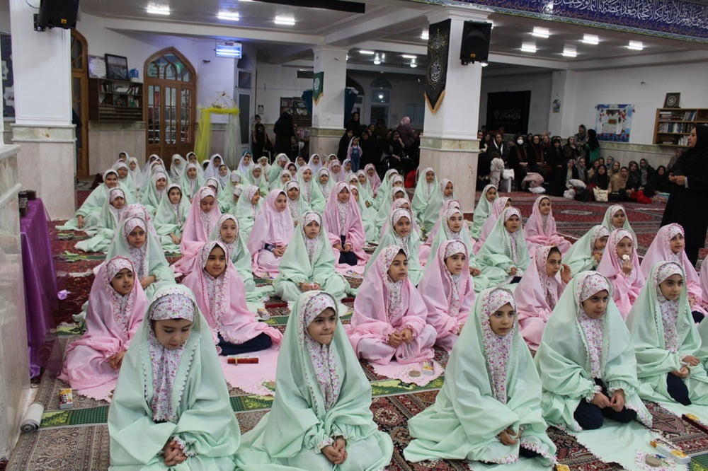 اعزام اکیپ ماشین آلات بنیاد مسکن استان زنجان به مناطق زلزلهزده خوی