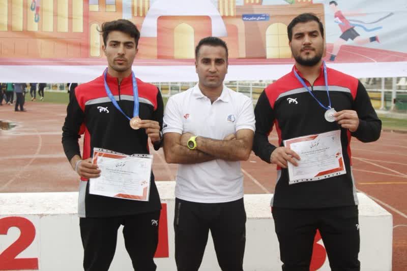 بهره برداری از ۳۷ طرح بزرگ صنعت برق استان زنجان با اعتباری بالغ بر ۱۳۲۳ میلیارد ریال در پنجمین روز از ایام الله دهه فجر،