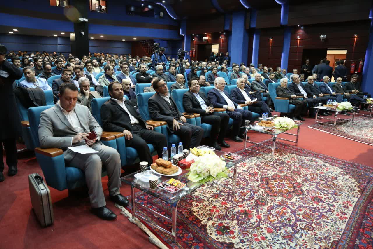 دانشگاه‌ها یکی از مهمترین عامل توسعه صنعت و محیط کسب و کار هستند