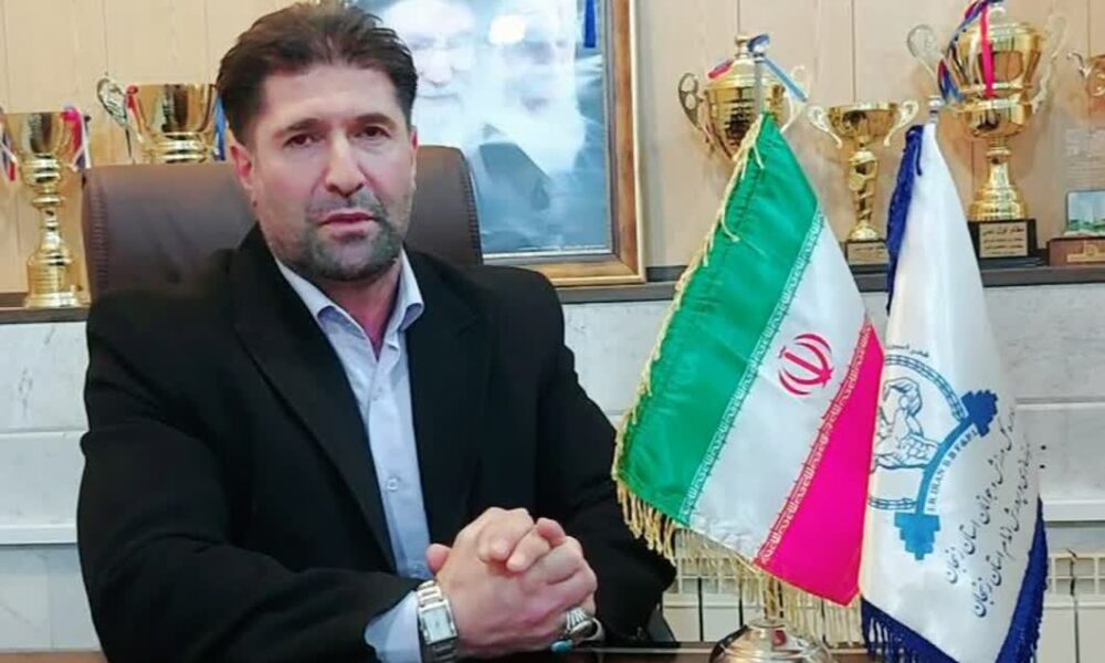 تجلیل از پدران سالمند؛ وقتی احترام، عطر مهربانی گرفت