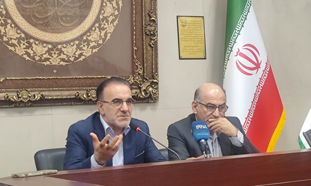 اعتماد پزشک و بیمار، بخشی از فرآیند درمان است / رئیس نظام پزشکی: آگاهی مردم از حقوق خود، رشد شکایتها را رقم زد